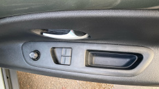 Toyota Aygo X 1.0 VVT-i Edge 5dr Petrol Hatchback